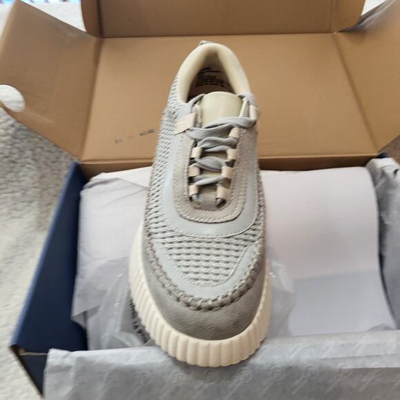 NIB WHITE MOUNTAIN Shoes Dynastic Platform Sneaker Lt grey Fabric SZ 8.5 M - Picture 1 of 6